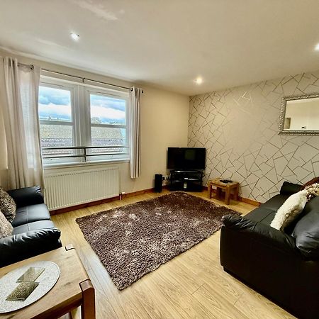 Azim&Suzi's city centre apartment Inverness Exterior foto