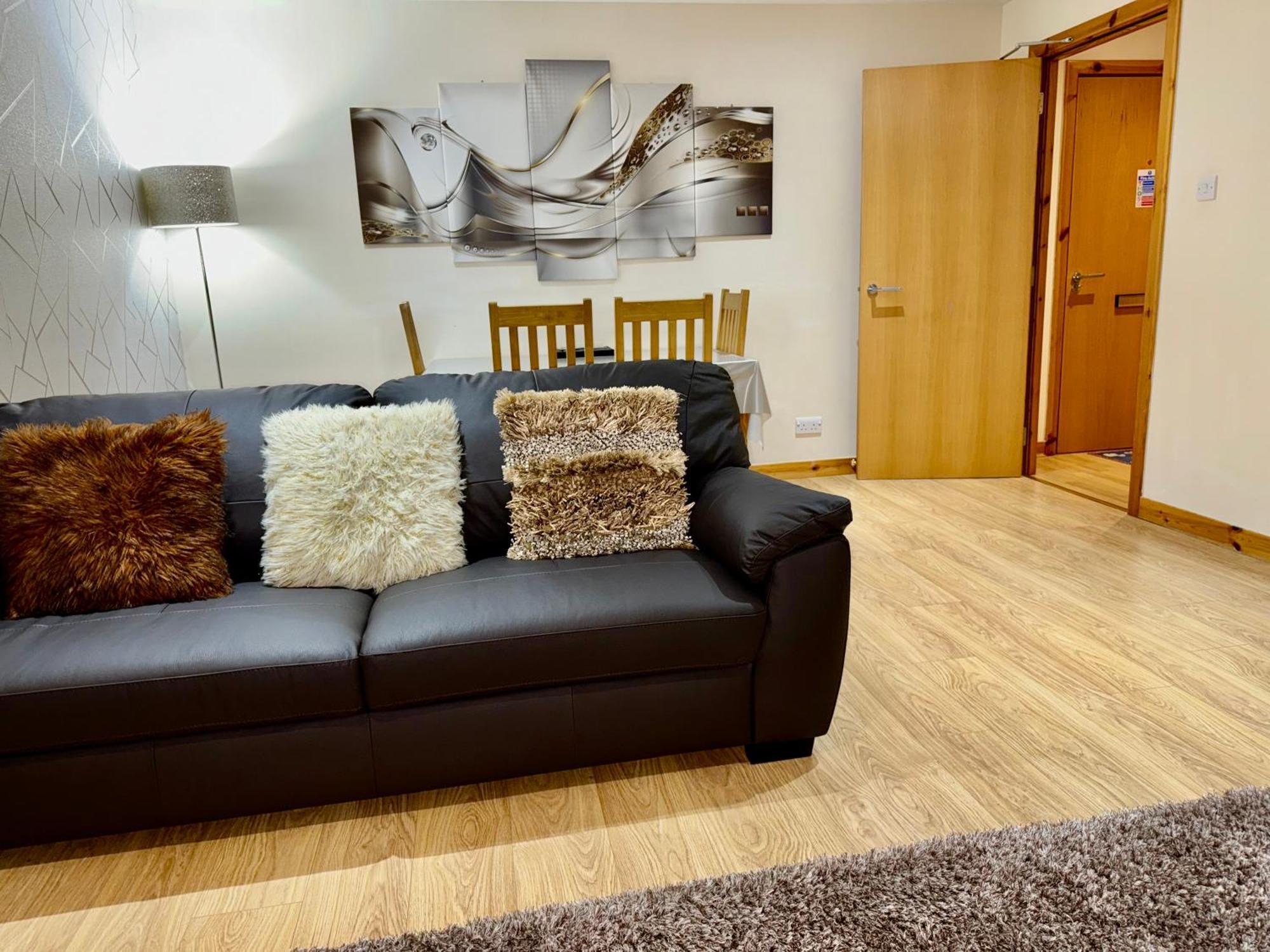 Azim&Suzi's city centre apartment Inverness Exterior foto