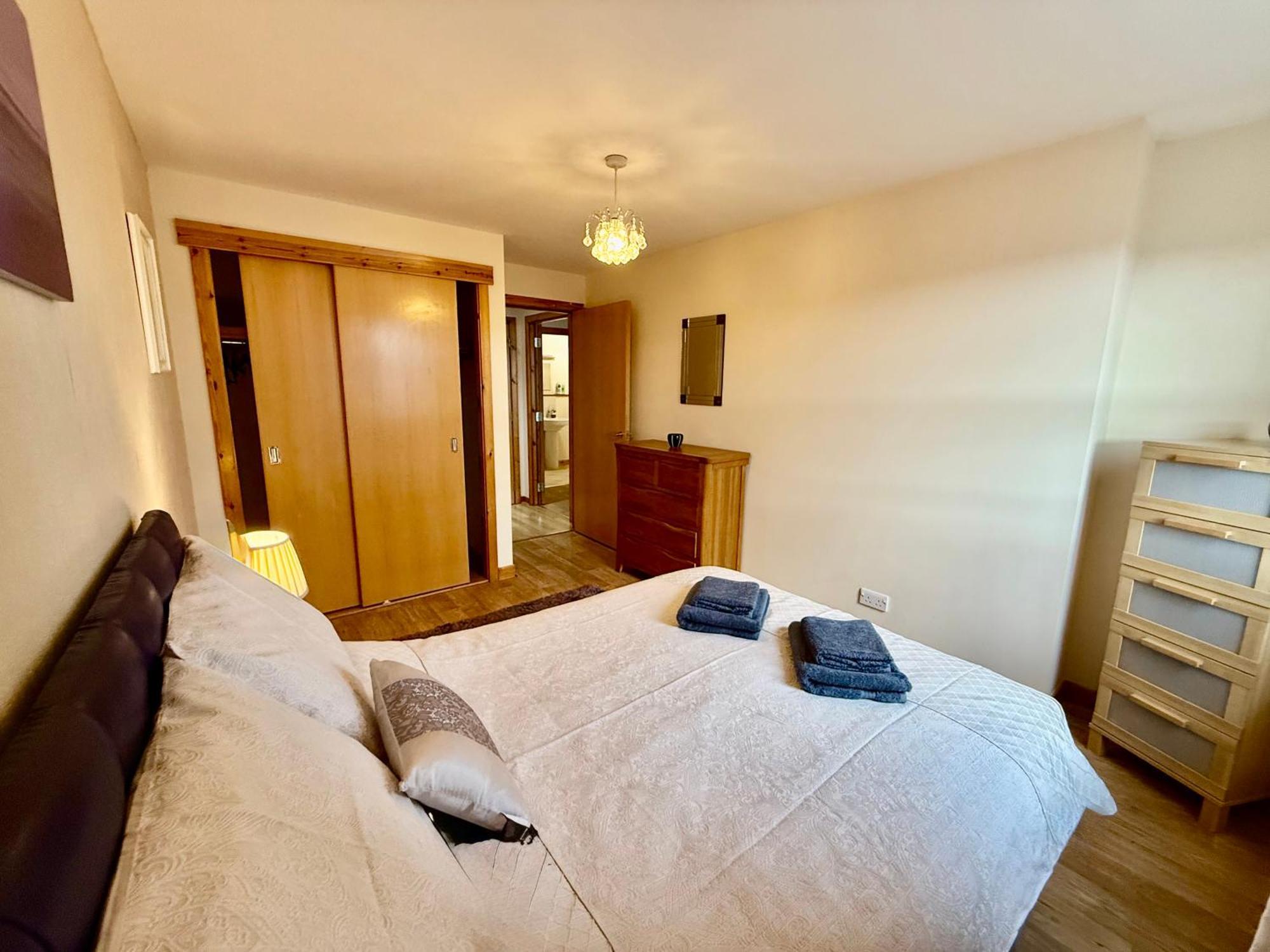 Azim&Suzi's city centre apartment Inverness Exterior foto