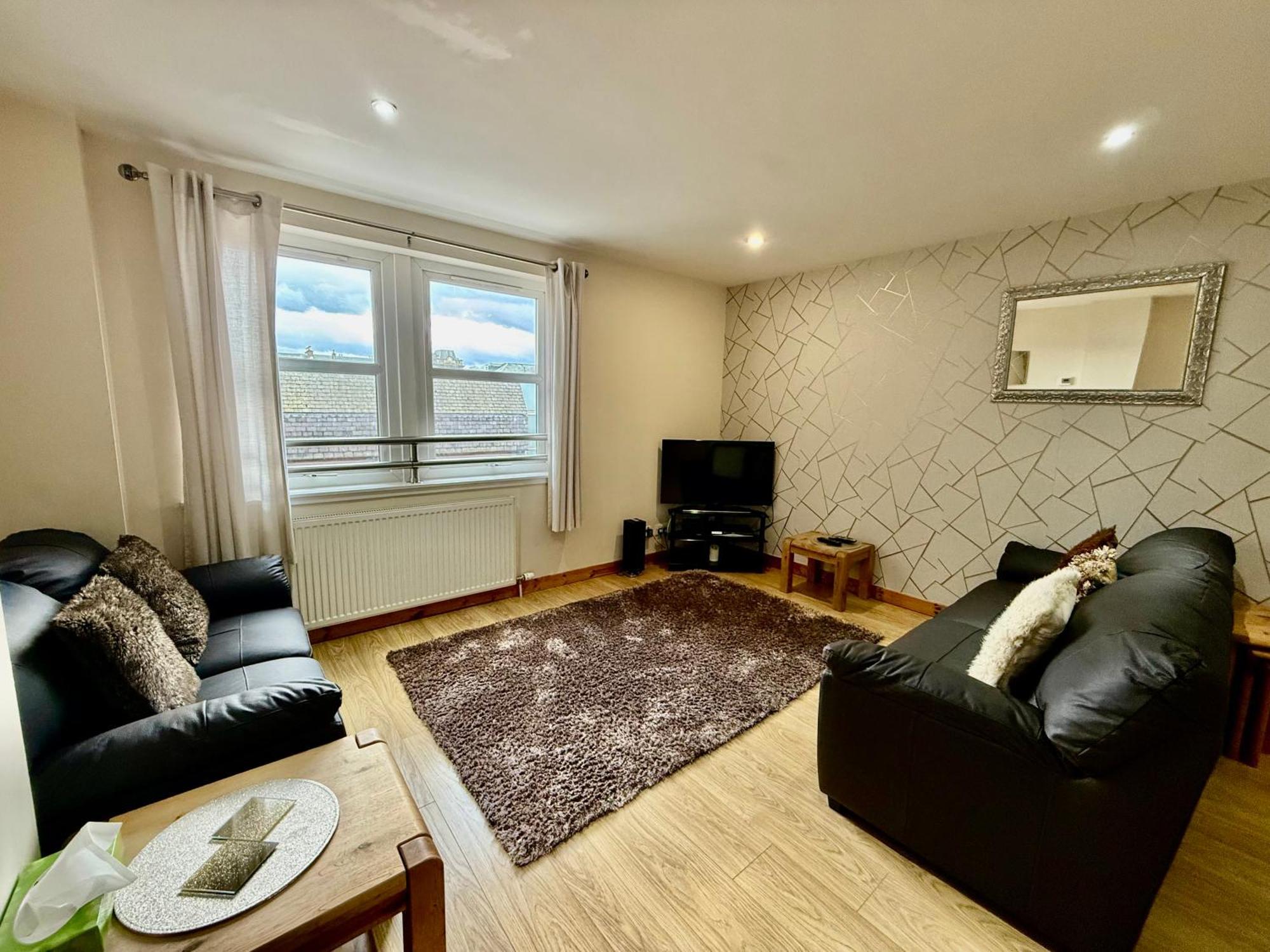 Azim&Suzi's city centre apartment Inverness Exterior foto