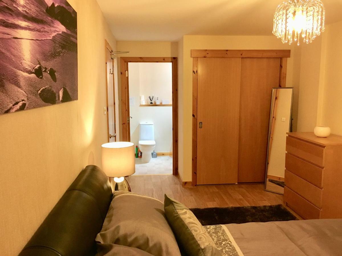 Azim&Suzi's city centre apartment Inverness Exterior foto